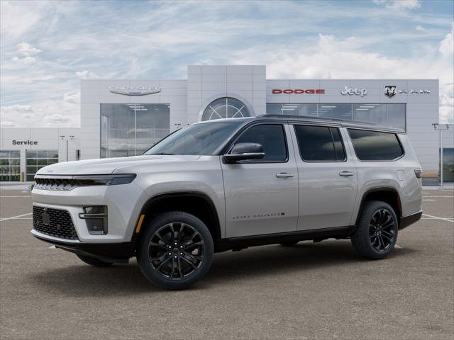 New 2026 Silver-Zynith Exterior Paint Jeep Summit Reserve 4x4 image 28