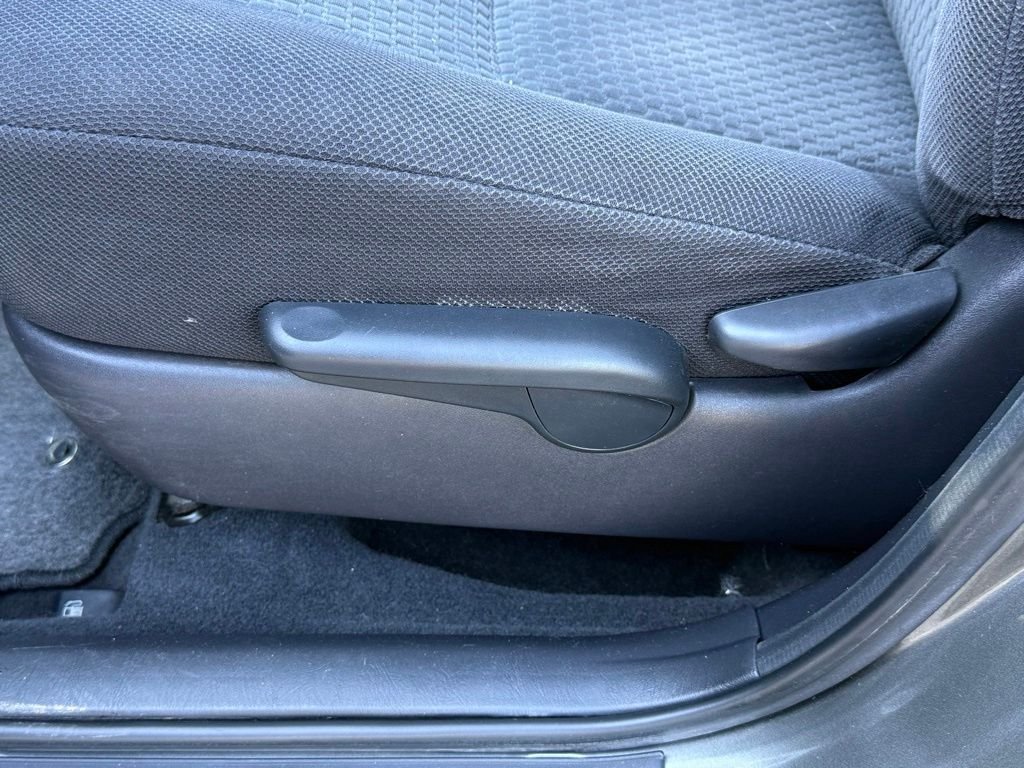 Used 2008 Phantom Gray Pearl Toyota Base image 23
