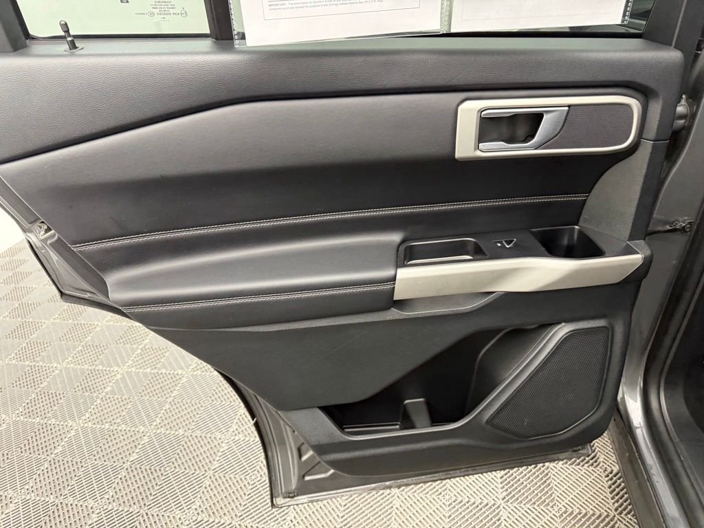 Used 2023 Gray Ford XLT image 35