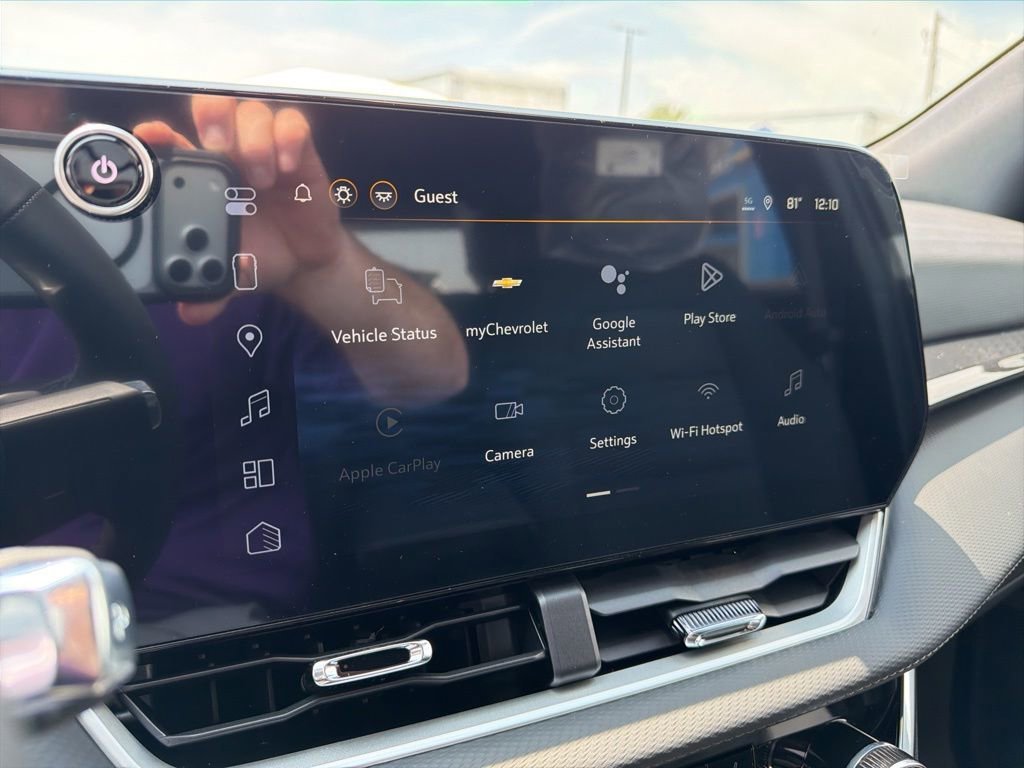 New 2026 Mosaic Black Metallic Chevrolet LT image 18