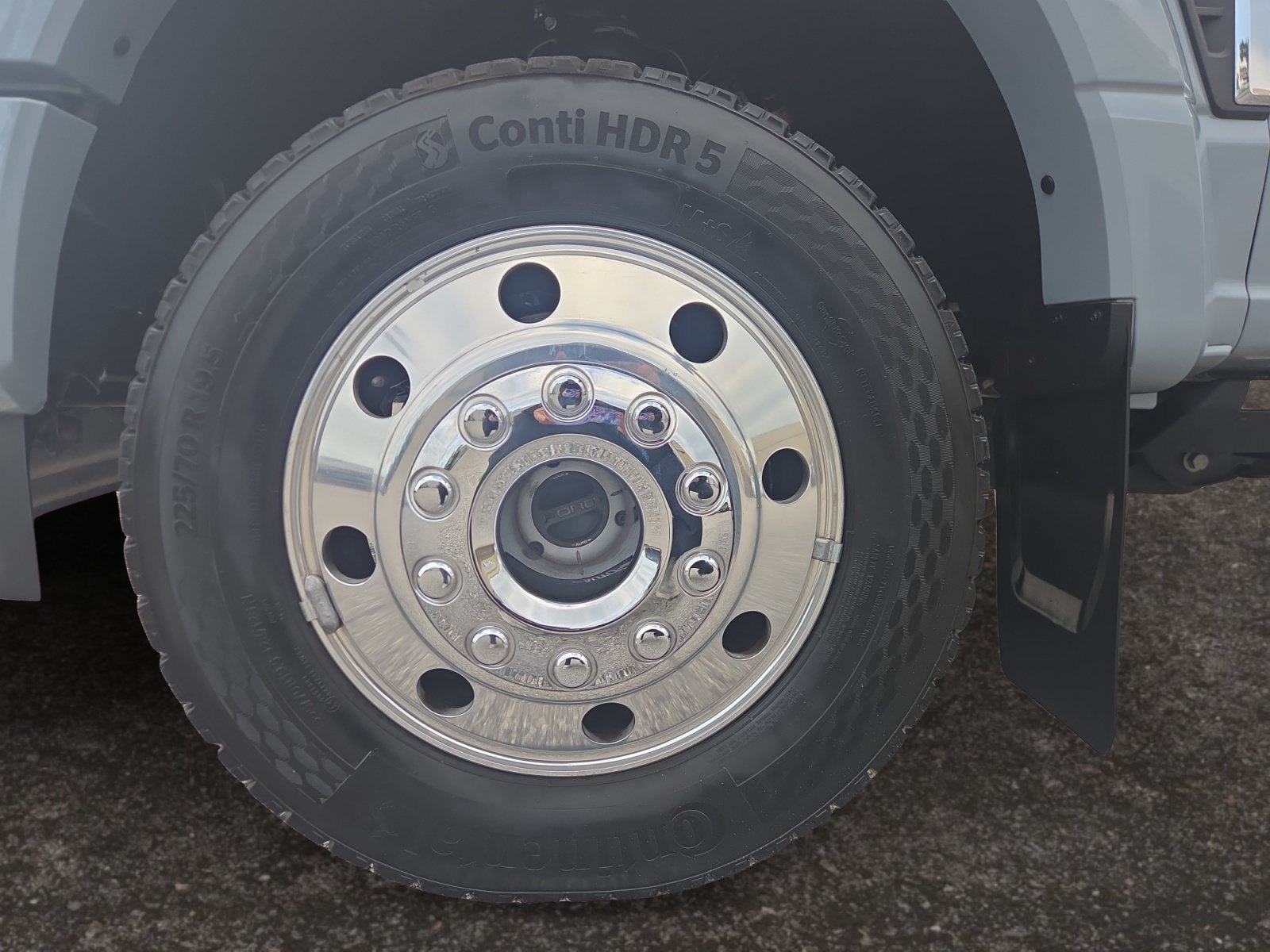 2025 Ford F-450 Super Duty Lariat - Photo 14