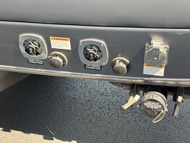 Used 2023 Gray Mercedes-Benz Midwest Automotive image 60
