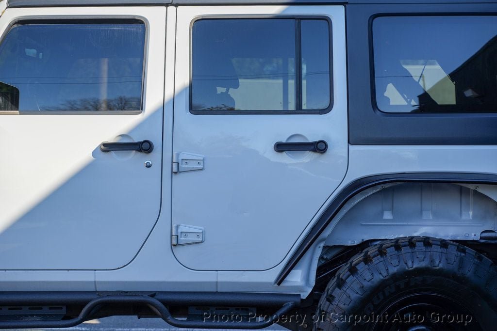 2016 Jeep Wrangler Unlimited Sport photo 3
