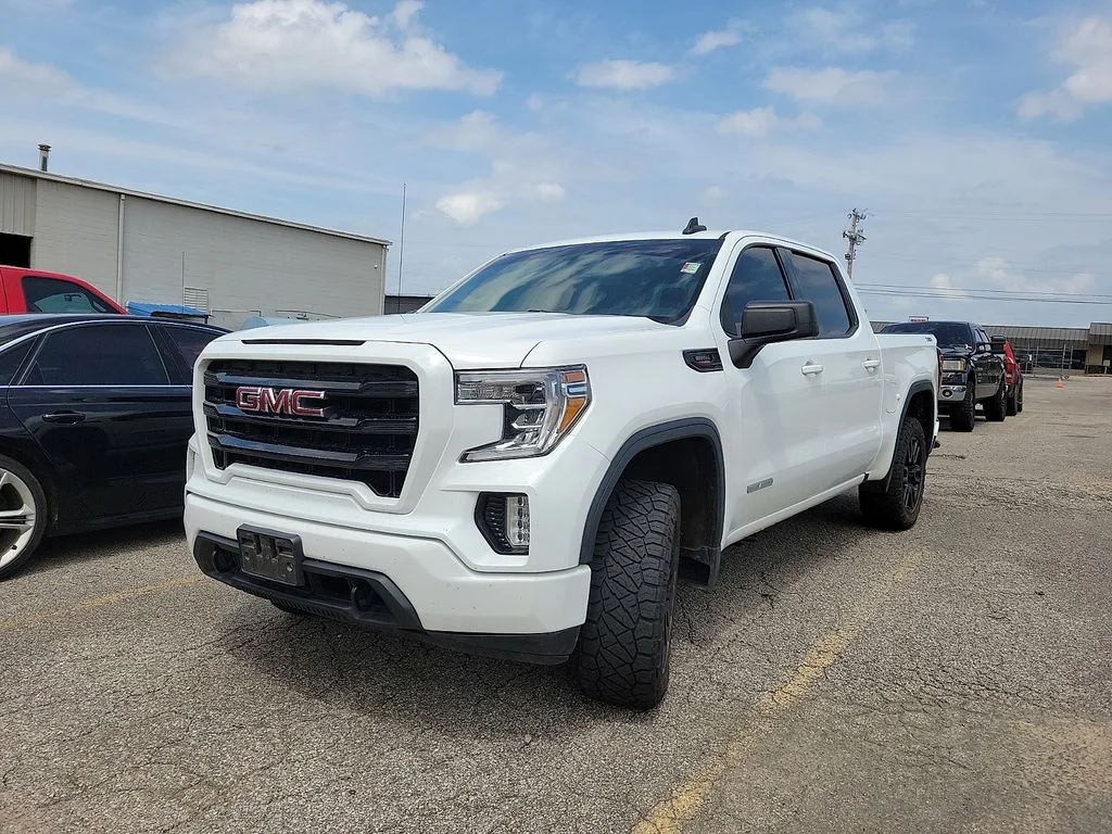 Used 2021 Summit White GMC Elevation image 2
