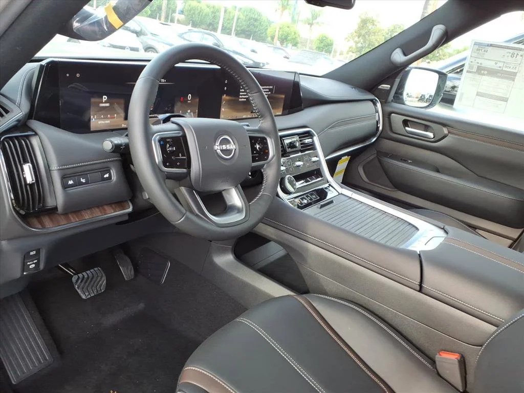 2026 Nissan Armada SL - Photo 9