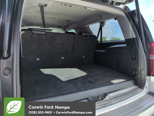 Used 2019 Summit White Chevrolet  image 29