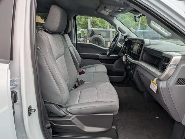 New 2026 Oxford White Ford F-250® XL image 29