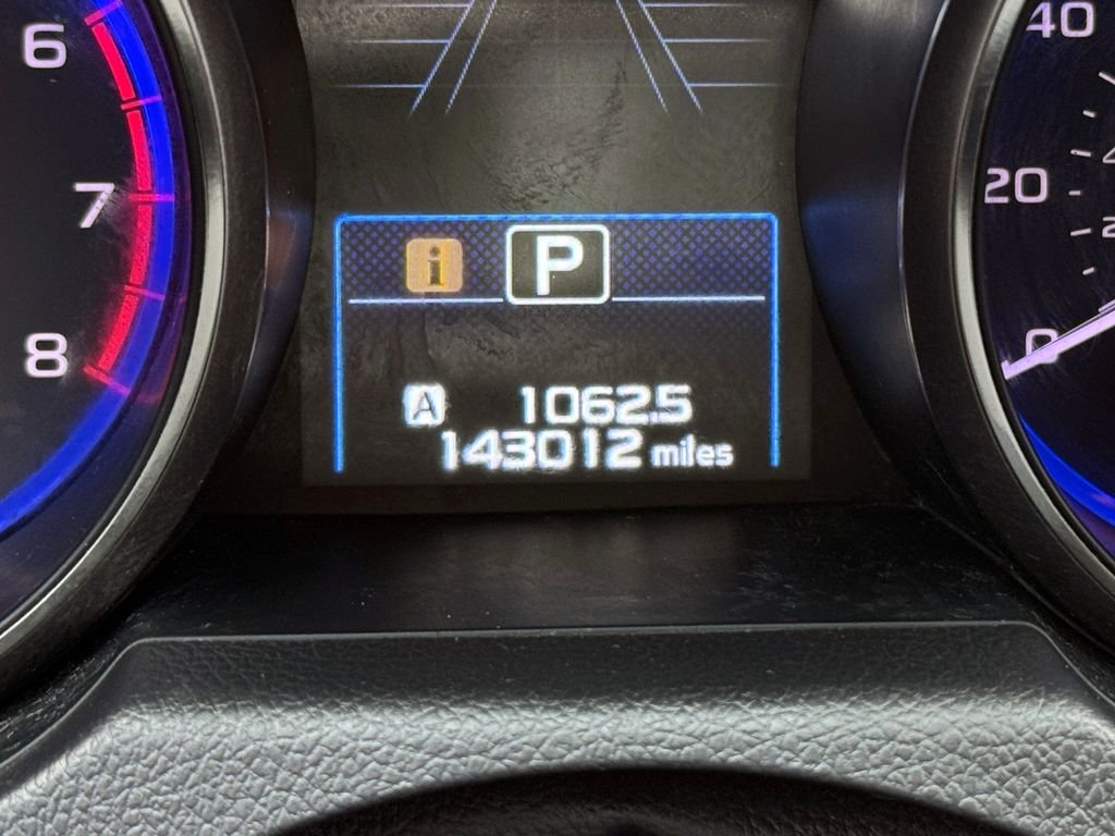 Used 2018 White Subaru 2.5i image 25