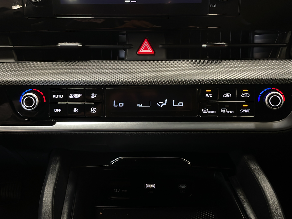 Used 2023 White Kia LX image 22