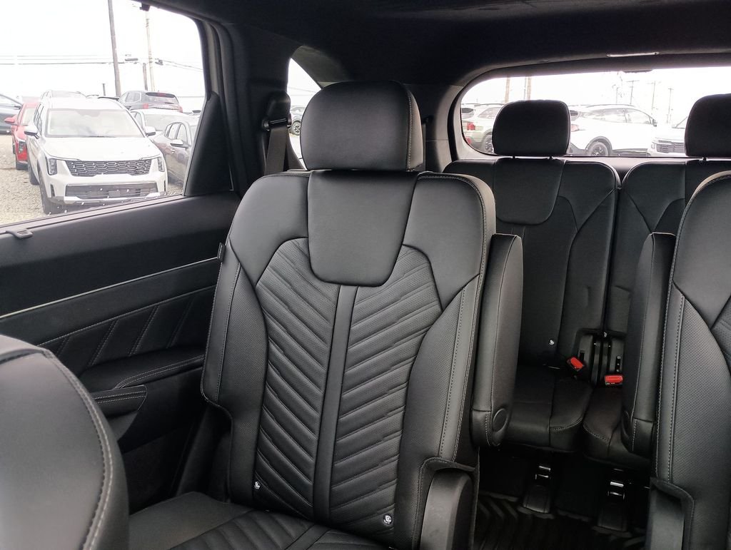 New 2026 Wolf Gray Kia X-Line SX Prestige AWD image 12