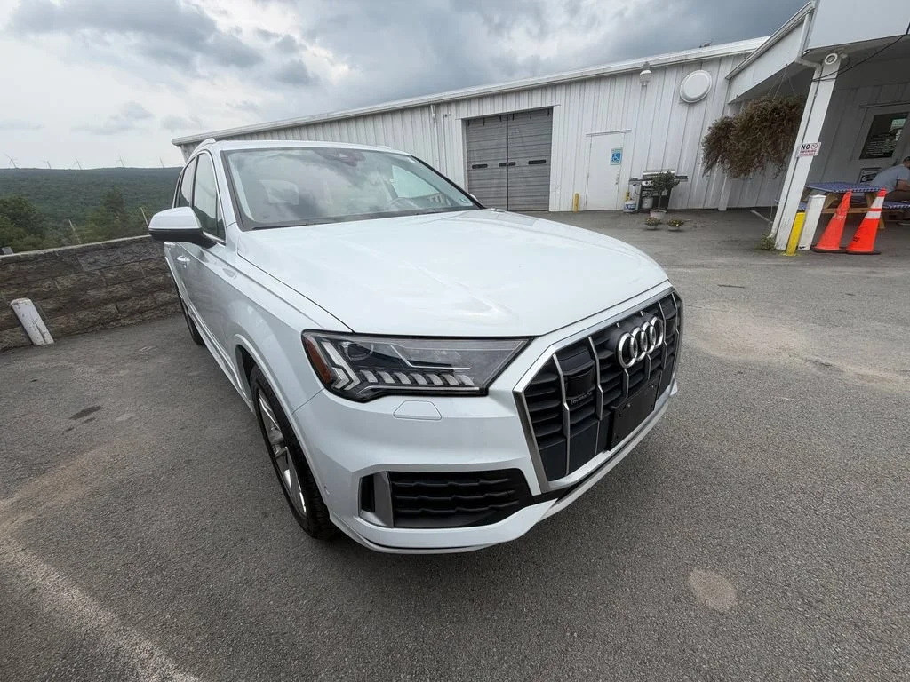 Used 2023 White Audi Premium 55 TFSI quattro Tiptronic image 7