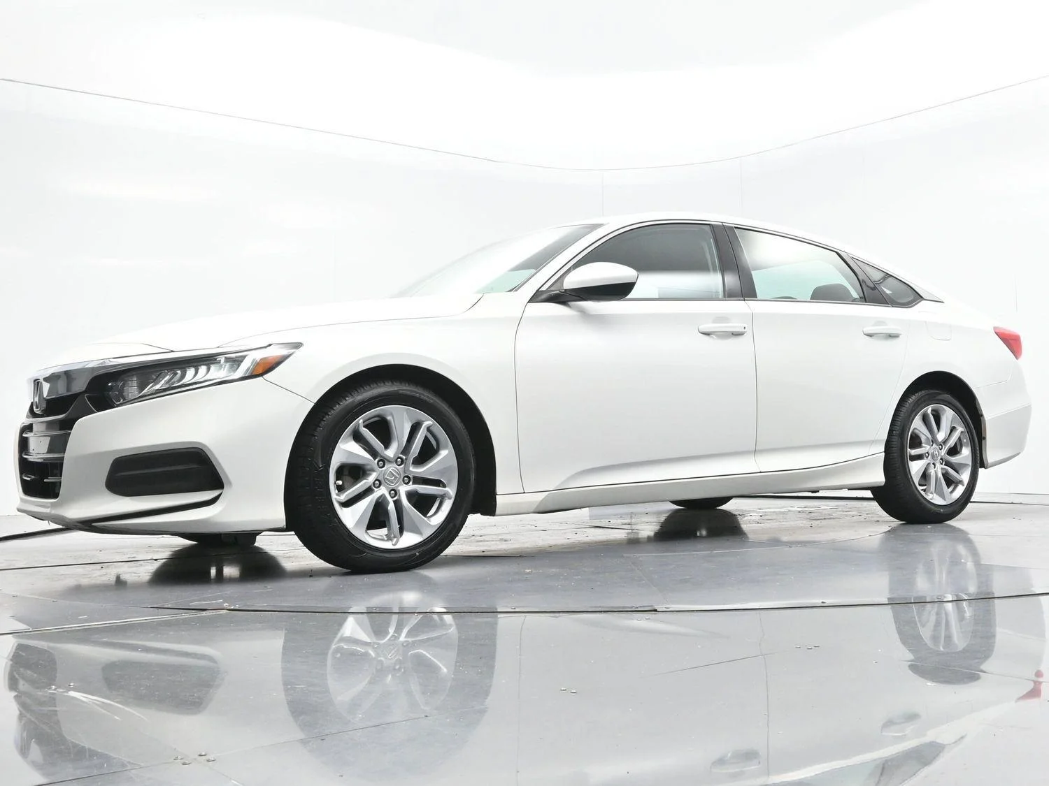 Used 2020 Platinum White Pearl Honda LX image 44