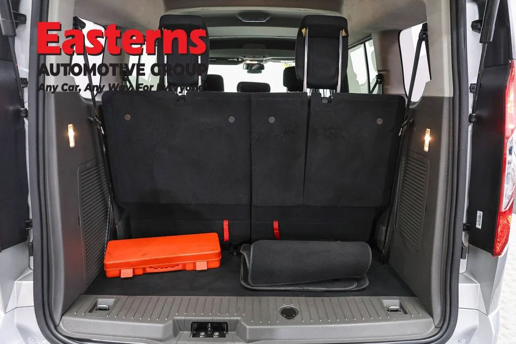Used 2021 Silver Ford XLT image 9