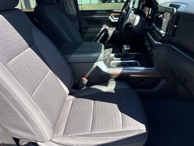 Used 2023 White Chevrolet RST image 23