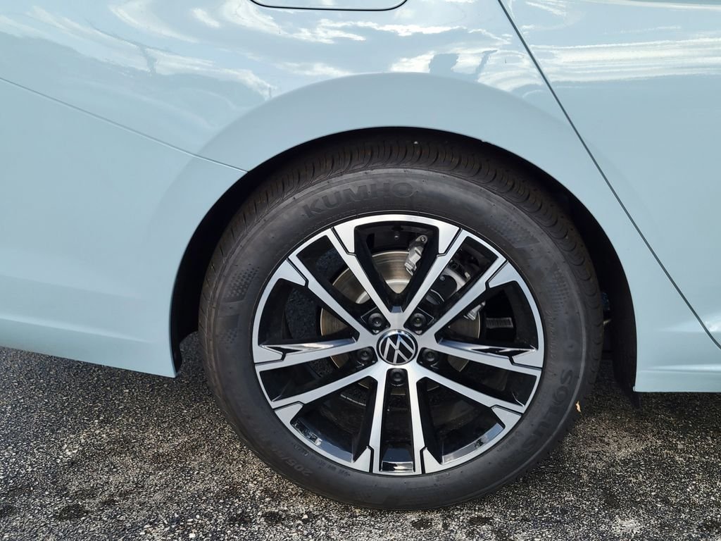 New 2026 Gray Volkswagen 1.5T Sport image 5