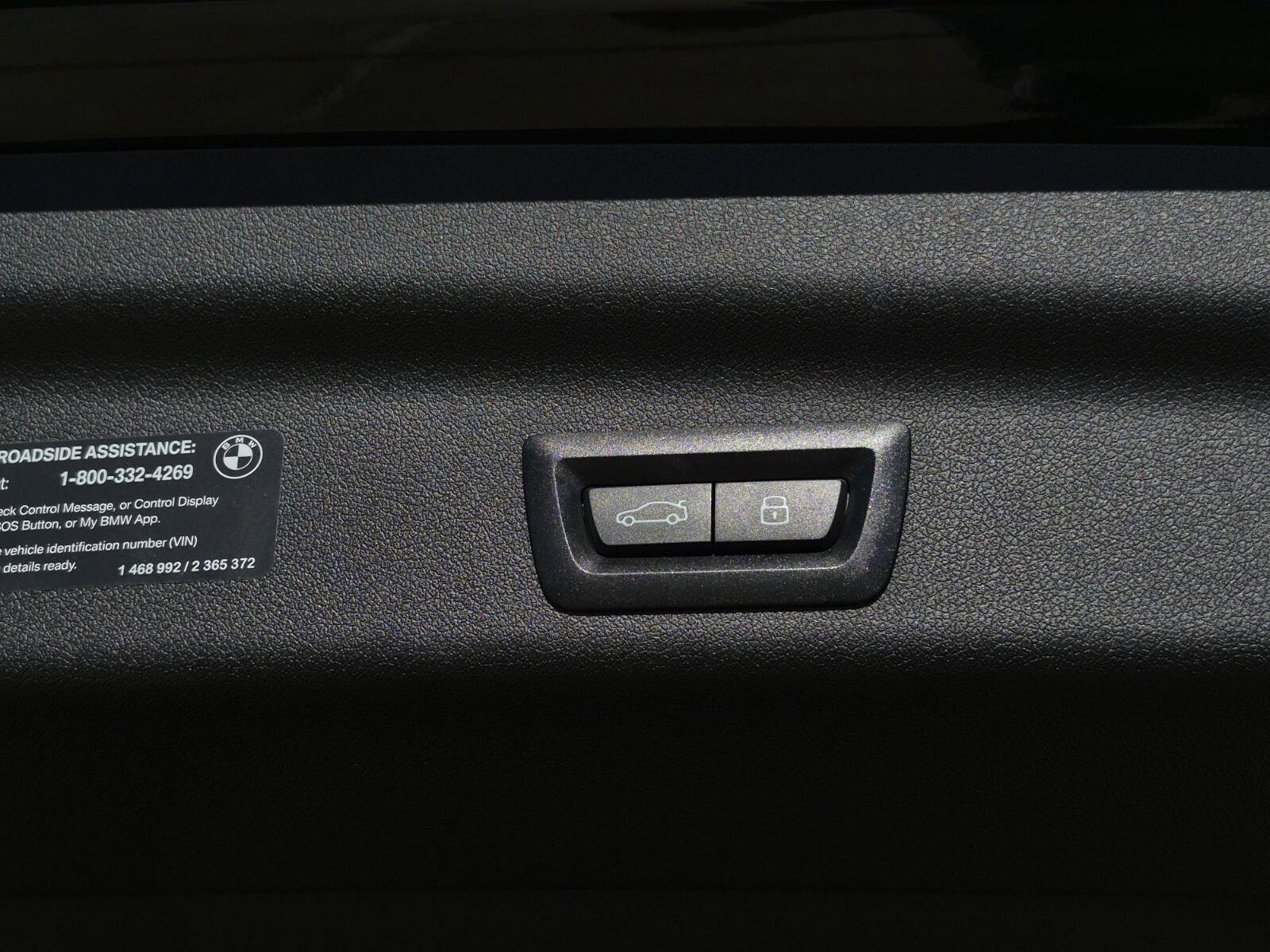 2025 BMW X1 28i - Photo 9