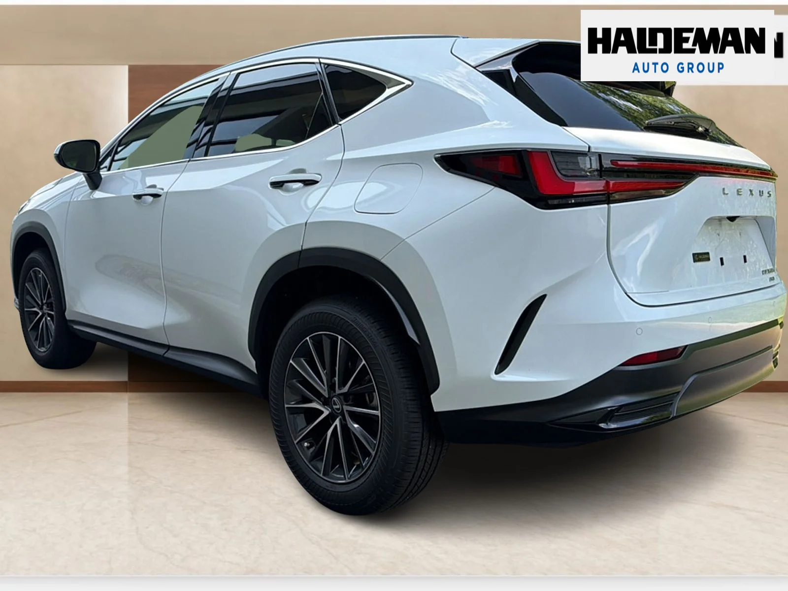 Used 2026 Ultra White Lexus Premium image 3