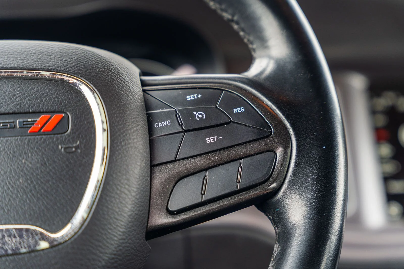 Used 2023 Silver Dodge SXT image 26