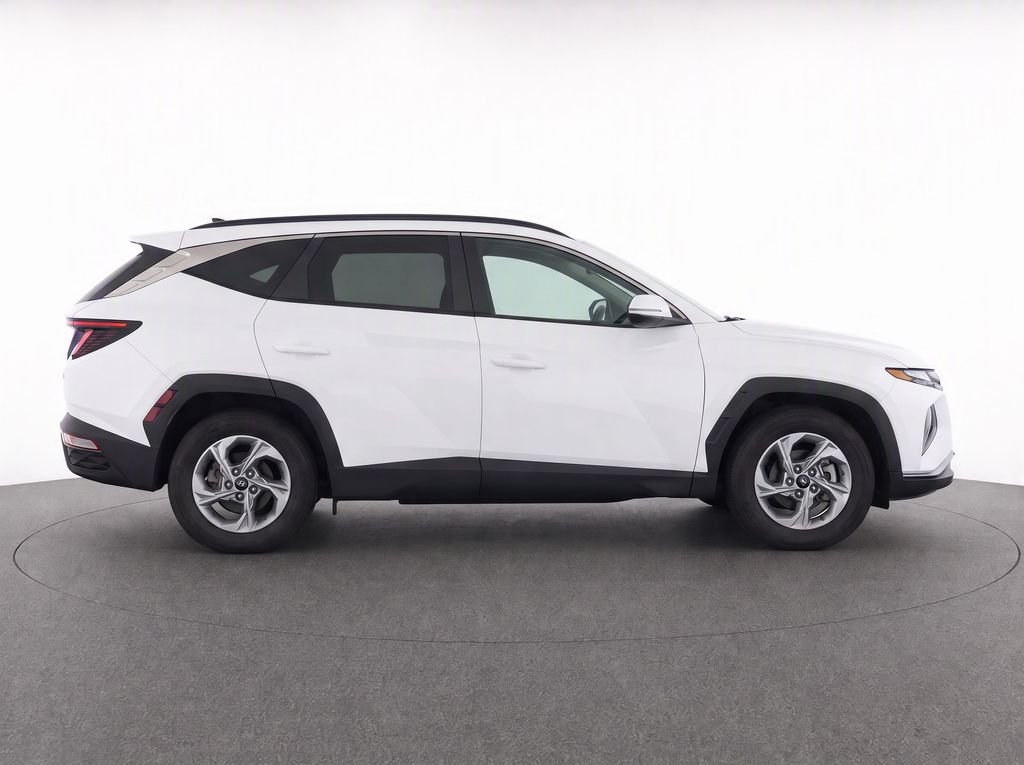 Used 2023 White Hyundai SEL image 8