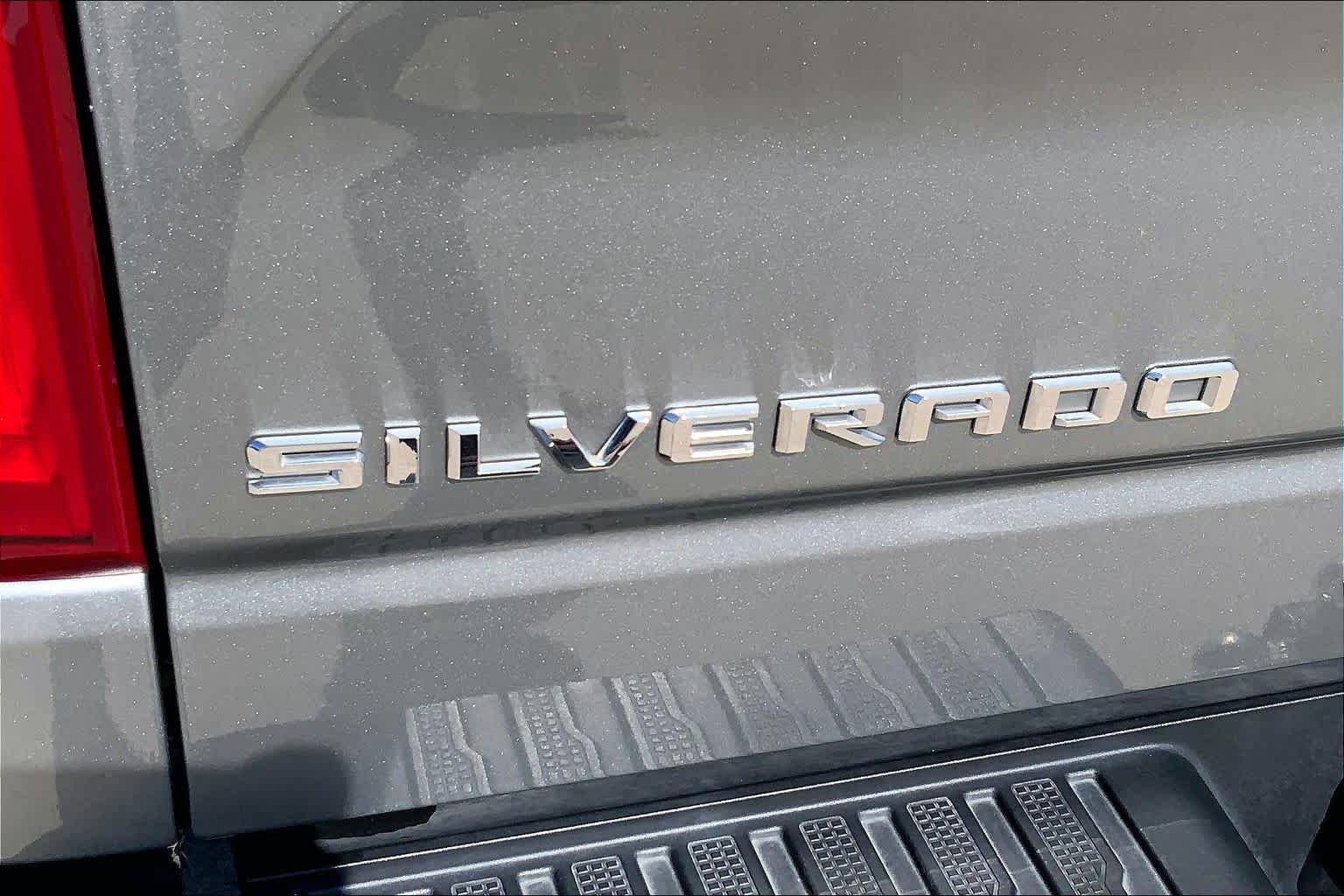 Used 2023 Sterling Gray Metallic Chevrolet RST image 30