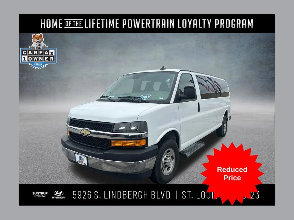 2023 Chevrolet Express 3500 LT Extended's photo
