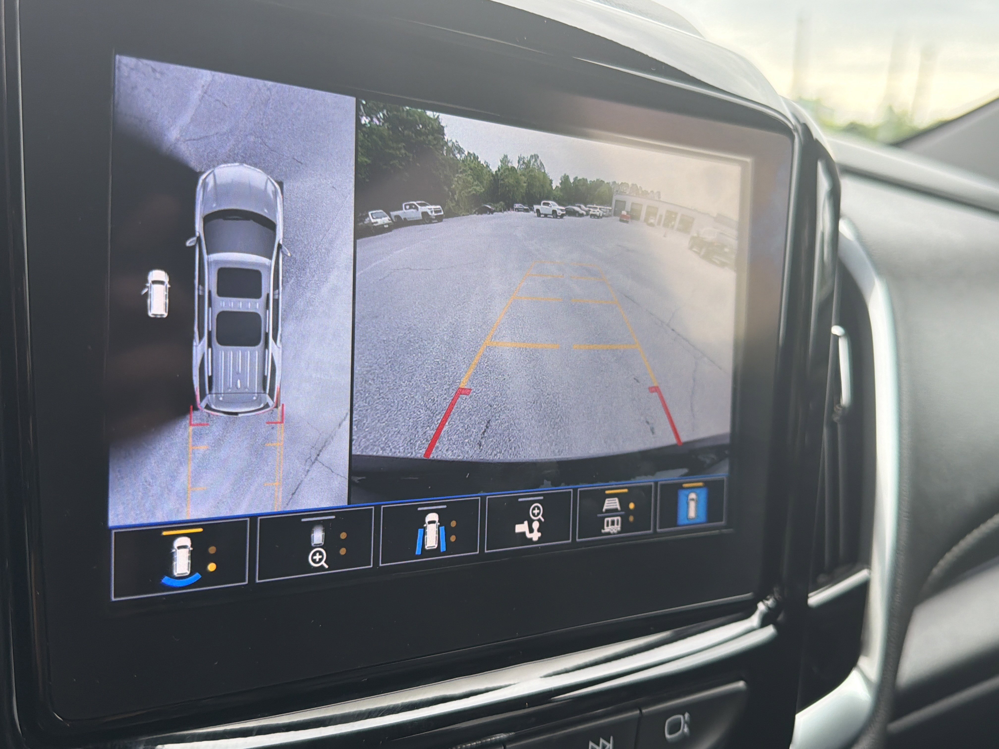 2023 Chevrolet Traverse Premier - Photo 25