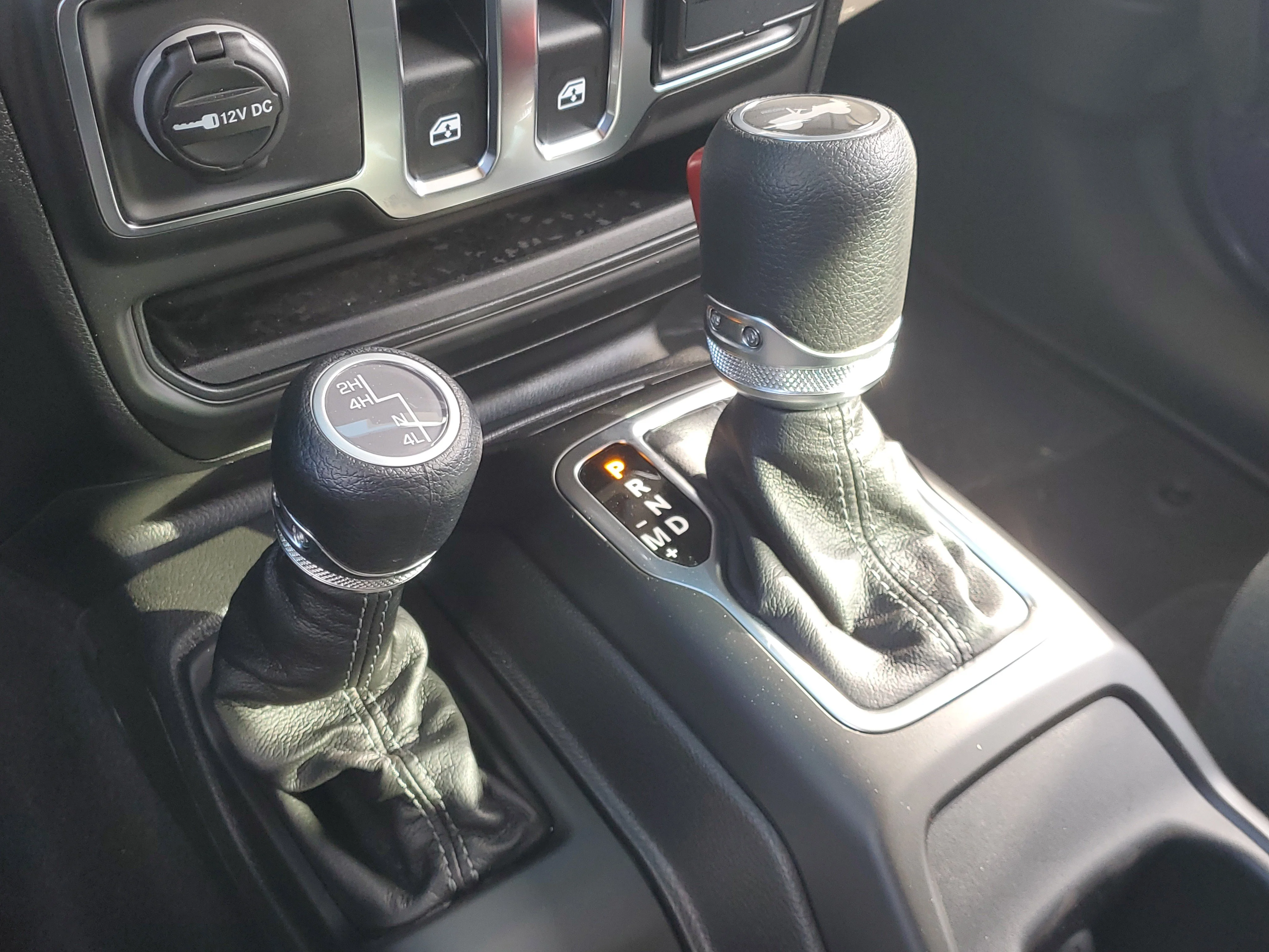 New 2026 Reign Jeep Sport image 16