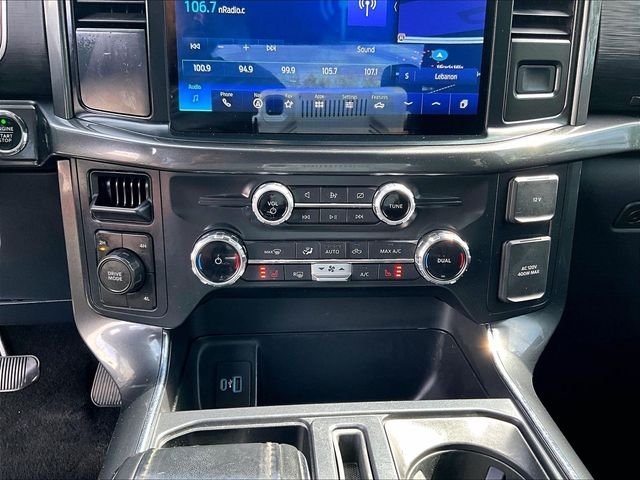 Used 2022 White Ford XLT image 27