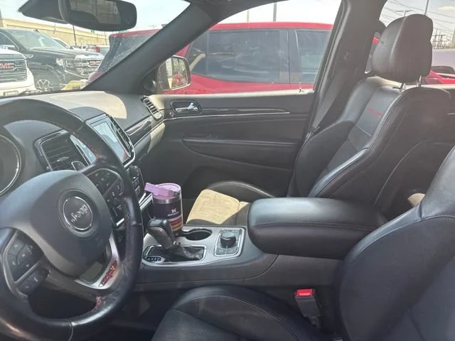 Used 2021 Red Jeep Trailhawk 4x4 image 4