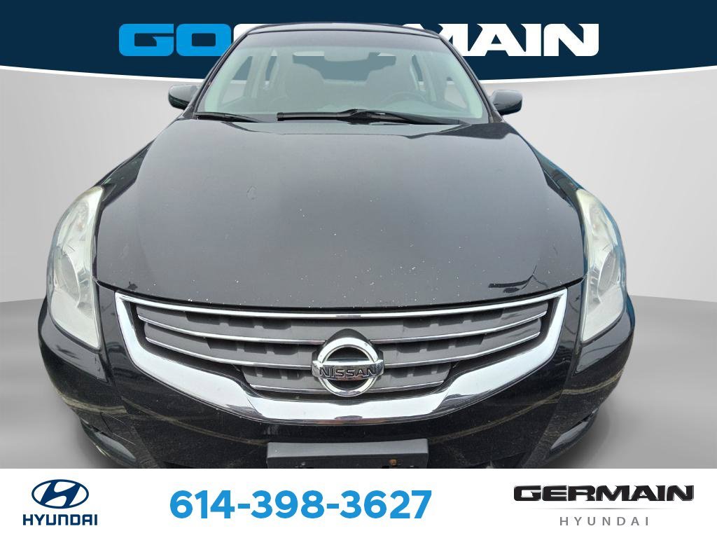 Used 2012 Black Nissan 2.5 S image 2
