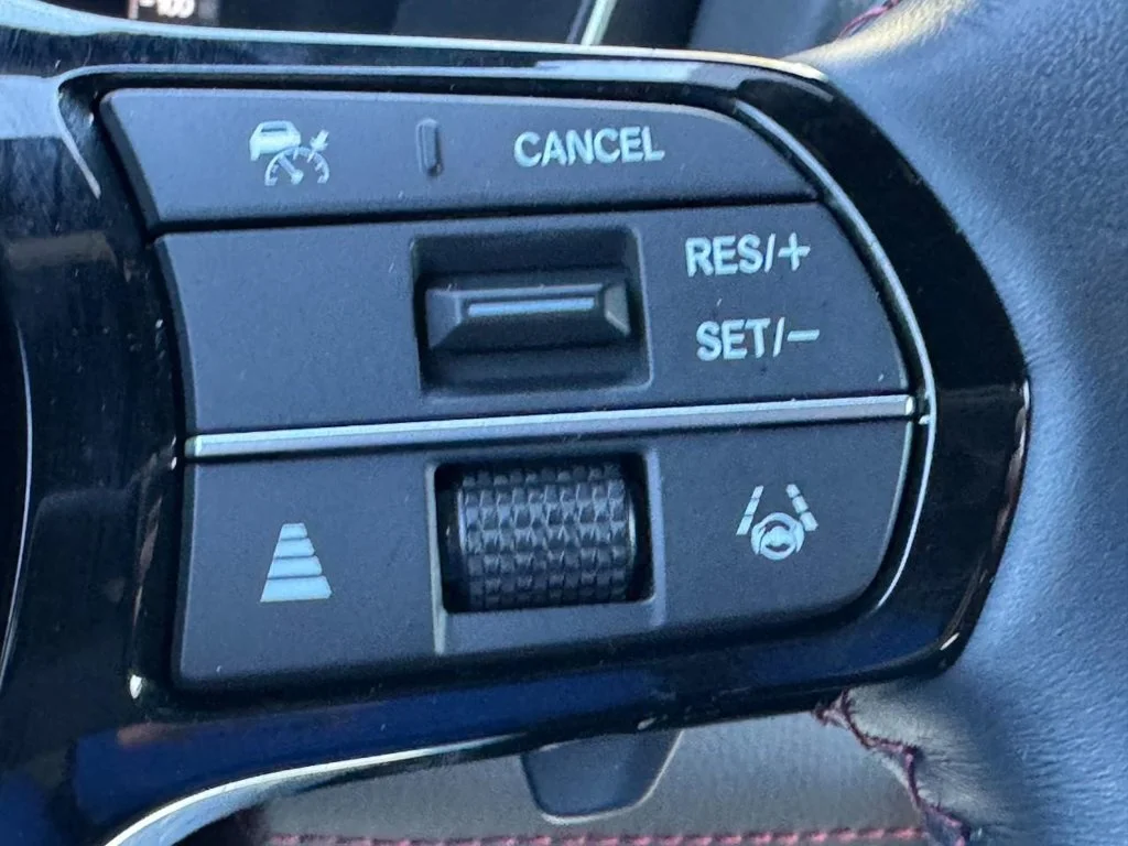 Certified Used 2025 White Honda Black Edition image 24