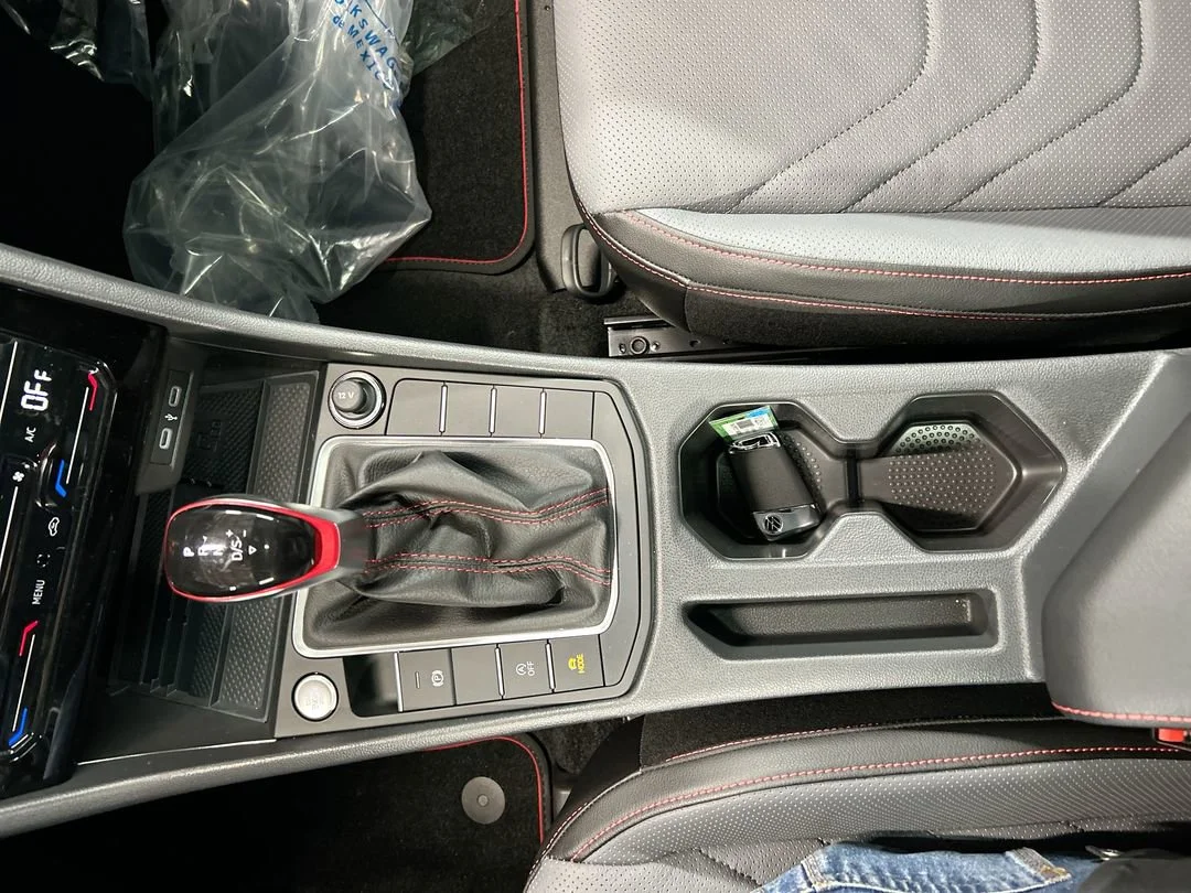 New 2026 Deep Black Pearl Volkswagen Autobahn image 23