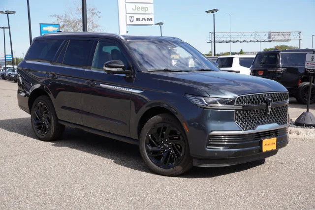 2025 Lincoln Navigator Reserve
