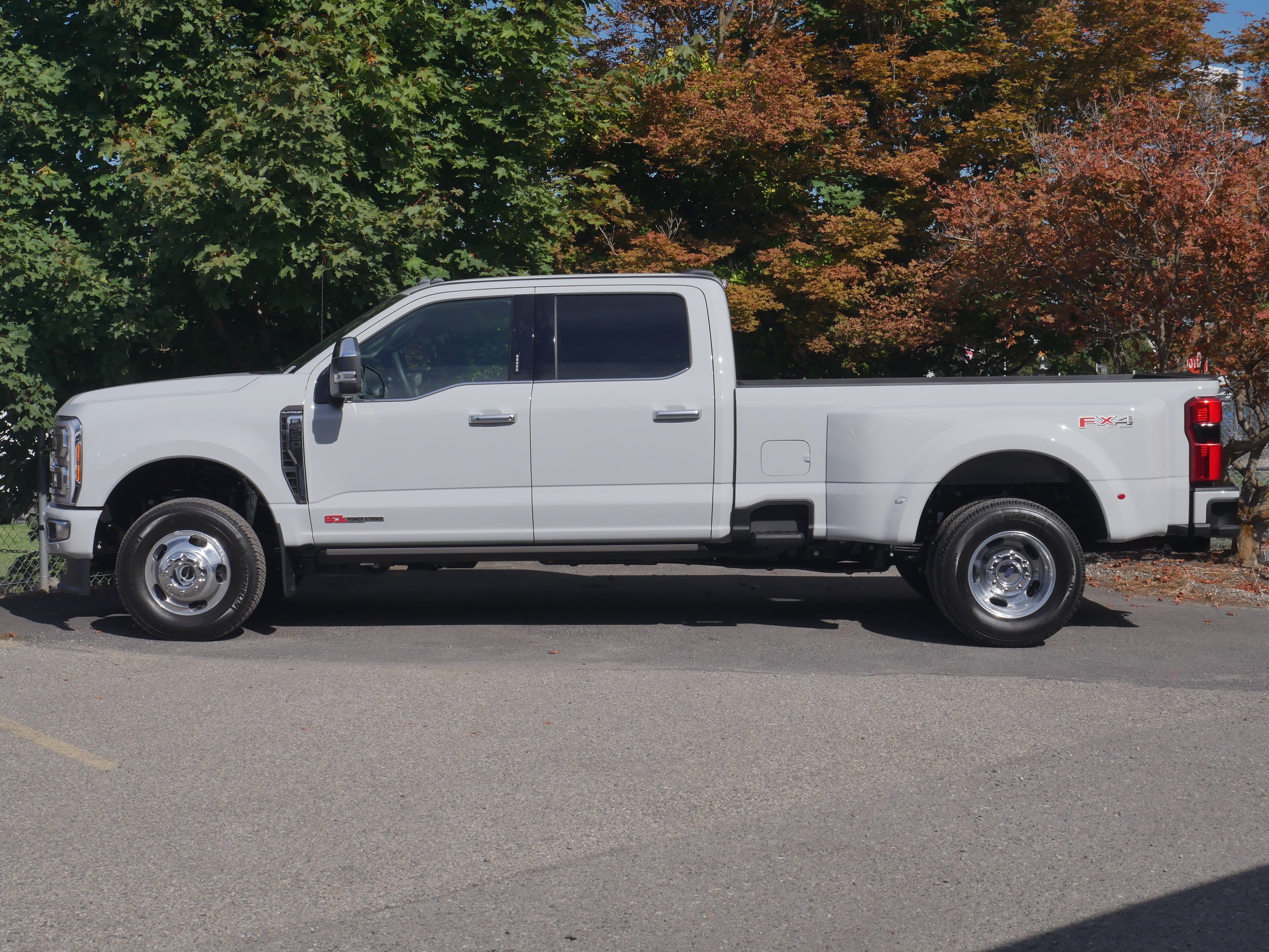 New 2026 Avalanche Ford F-350® Platinum® image 20