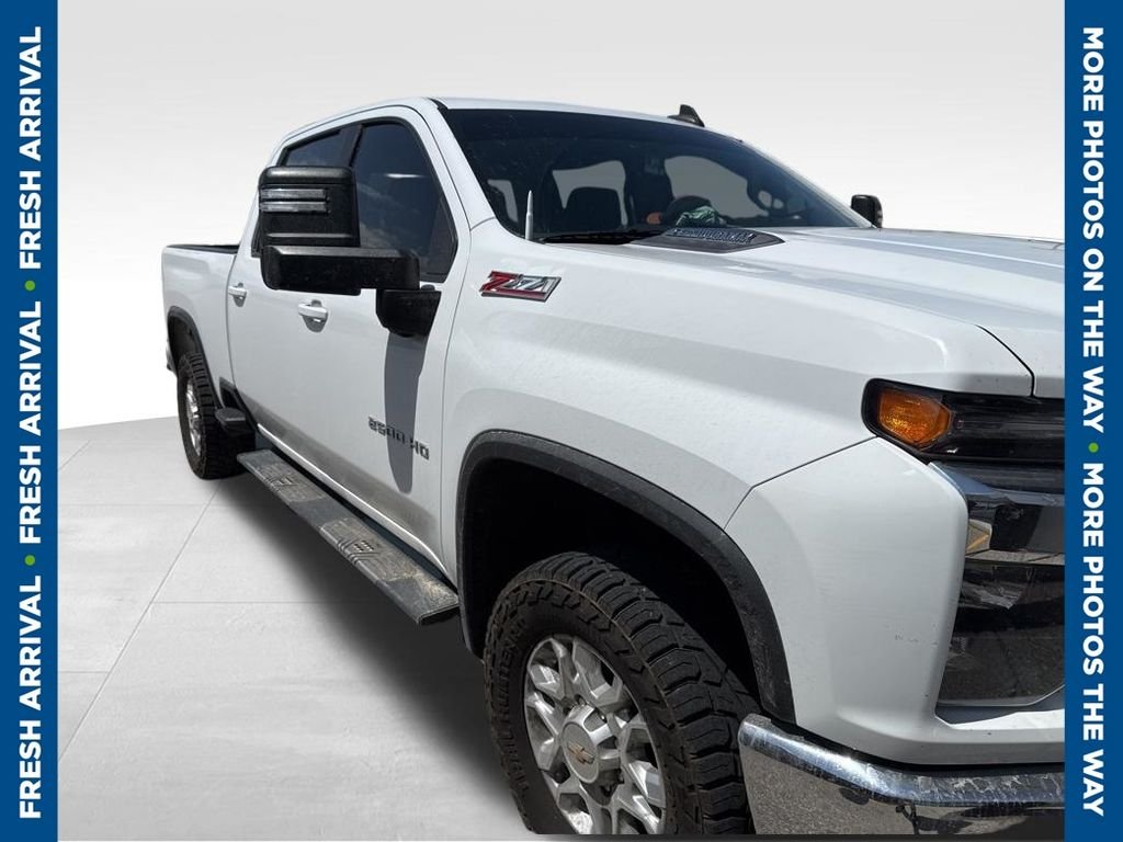 2021 Chevrolet Silverado HD LT 4WD Crew Cab Standard Box's photo
