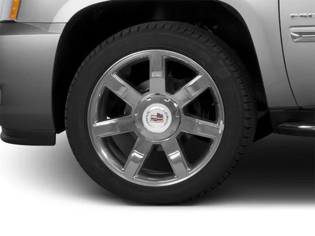 Used 2013 Mocha Steel Metallic Cadillac Premium image 14