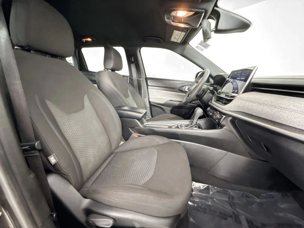 Used 2023 Gray Jeep Sport image 27
