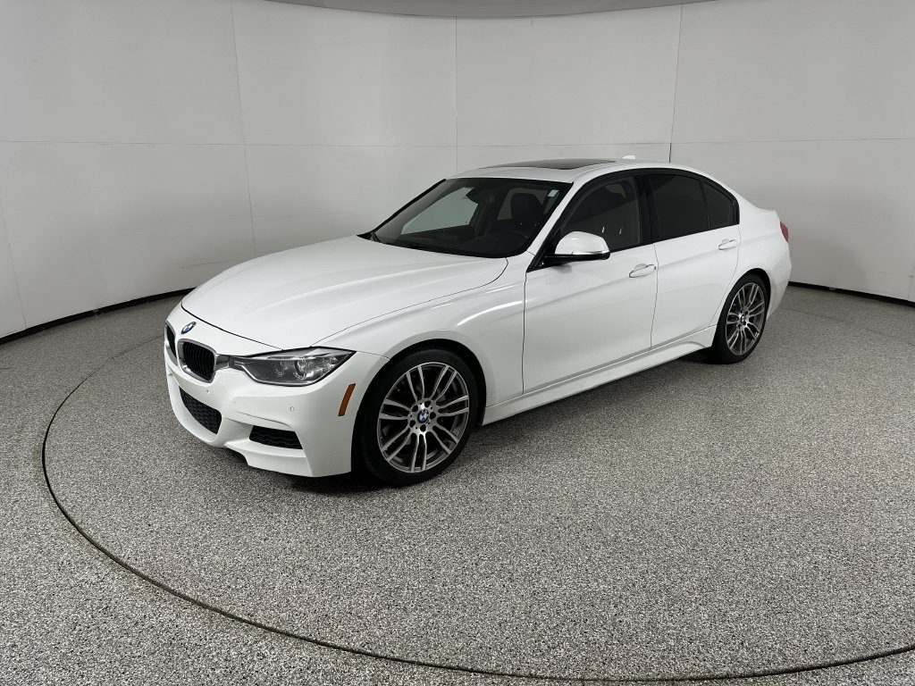 Used 2013 Alpine White BMW 335i image 1