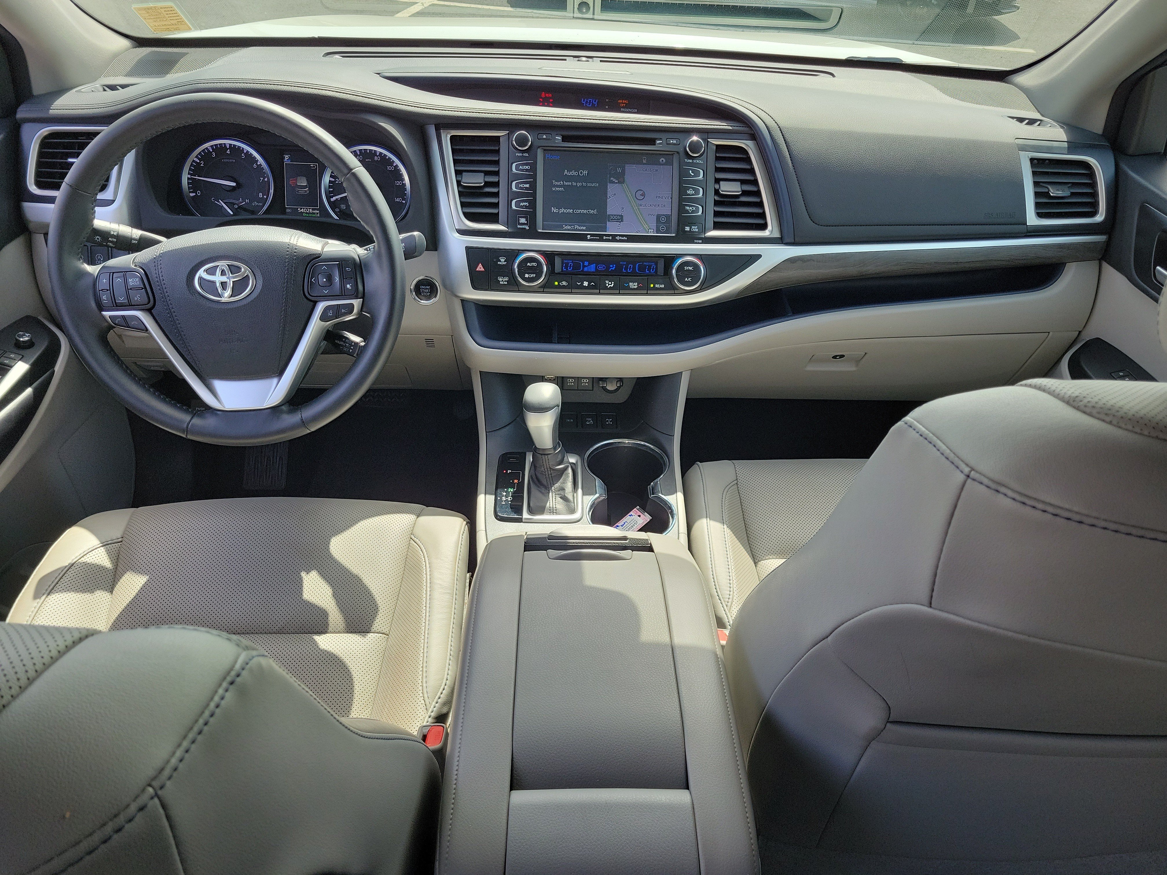 Used 2018 Blizzard Pearl Toyota Limited image 14