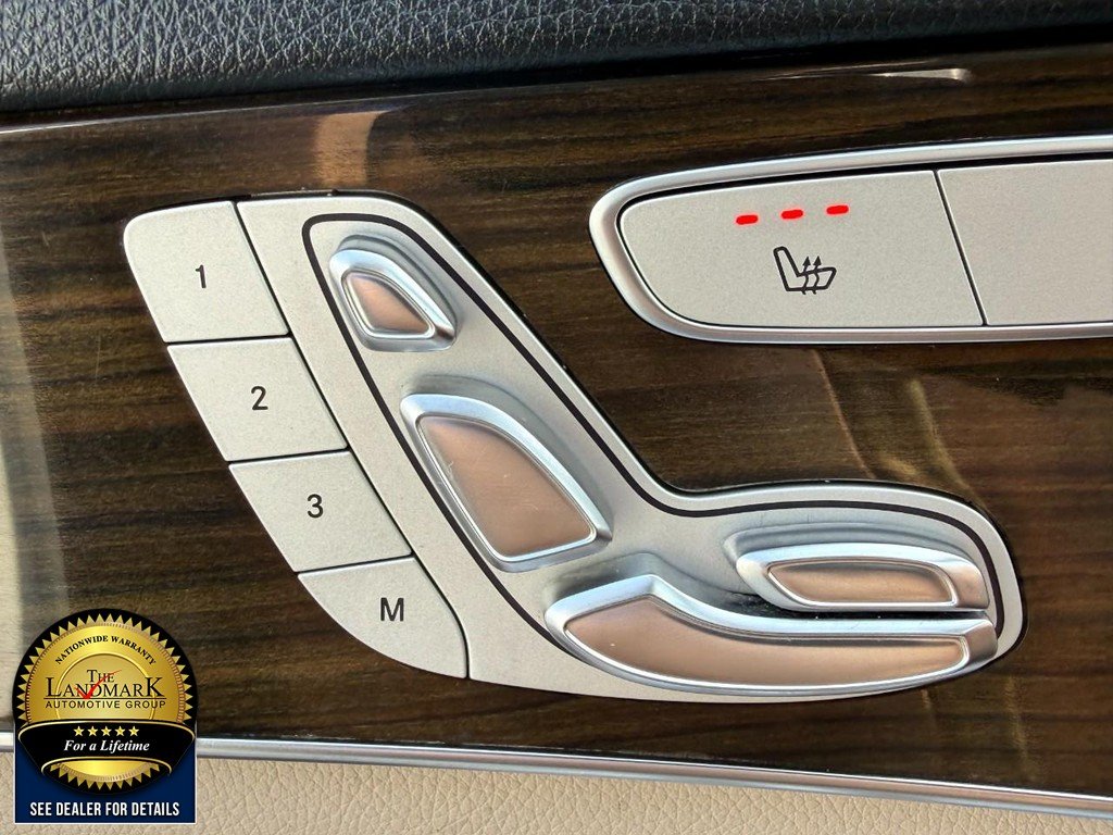 Used 2019 designo Diamond White Metallic Mercedes-Benz C 300 4MATIC® Sedan image 14