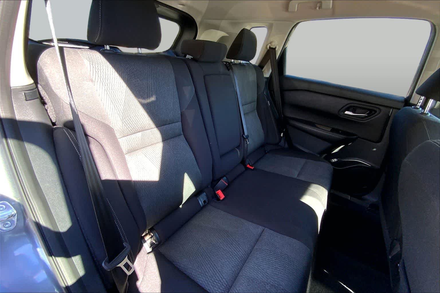 Used 2025 Gun Metallic Nissan SV image 19