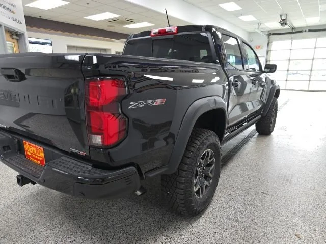 2026 Chevrolet Colorado ZR2 - Photo 7