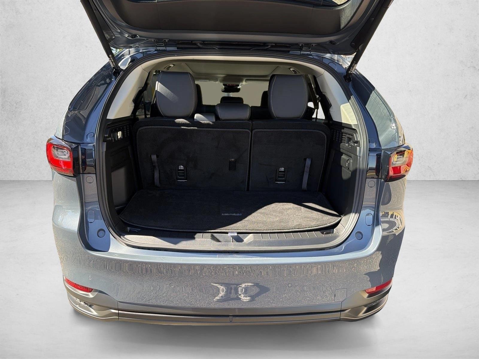 2026 Mazda CX-90 Premium Package - Photo 18