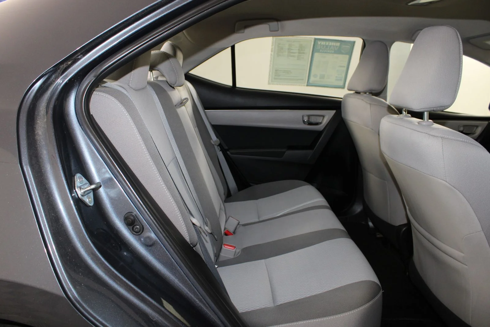 Used 2017 Gray Toyota LE image 6