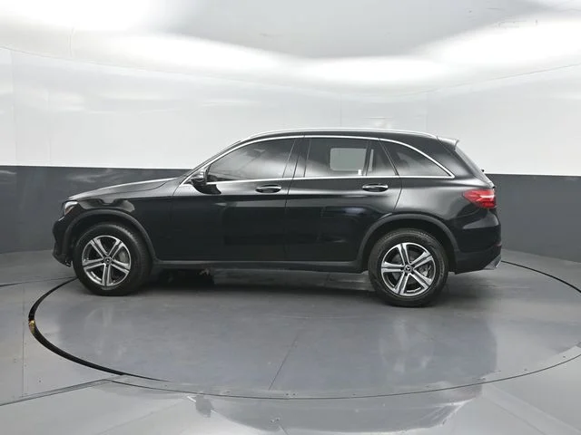 Used 2019 Black Mercedes-Benz GLC 300 image 3