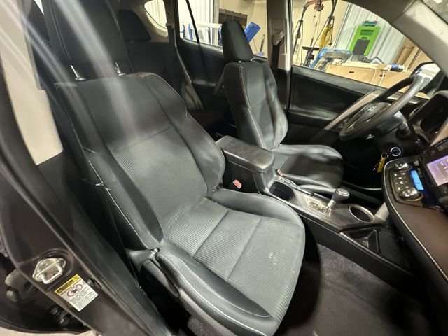 Used 2013 Gray Toyota XLE image 32