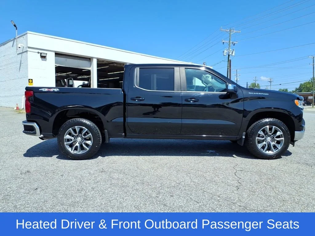 Used 2024 Black Chevrolet LT image 34