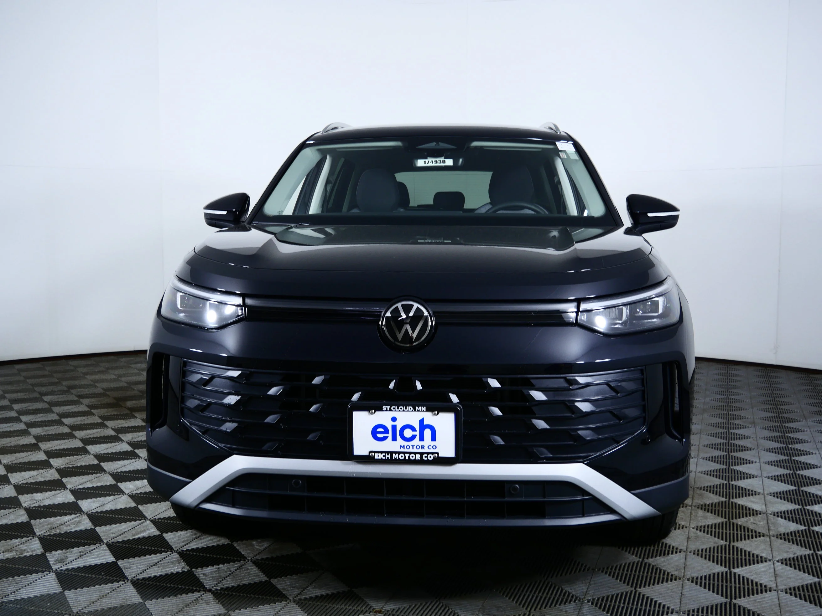 New 2026 Deep Black Pearl Volkswagen S image 2