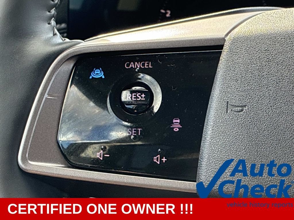 Used 2025 White Nissan SV image 25