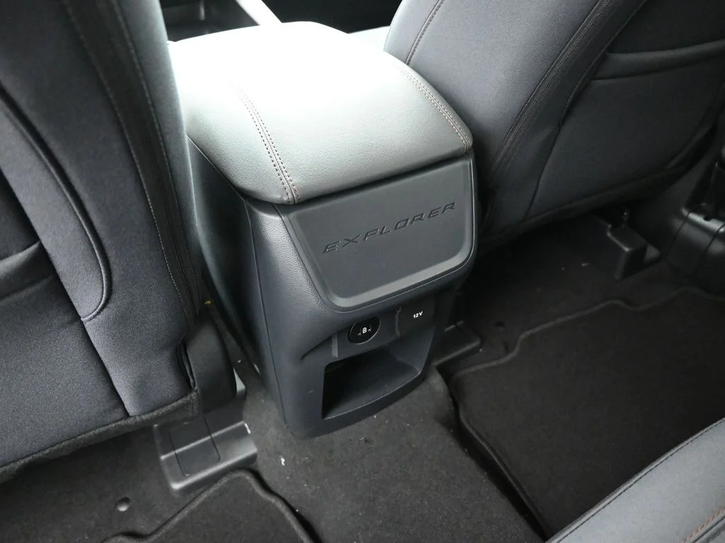 New 2026 Carbonized Gray Metallic Ford Active image 19